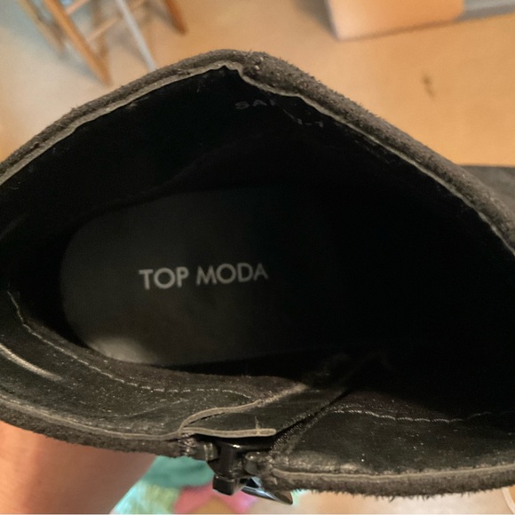 Too Moda Women’s chunky heeled ankle bootie/boot with side zipper. Size 10 - Picture 9 of 9